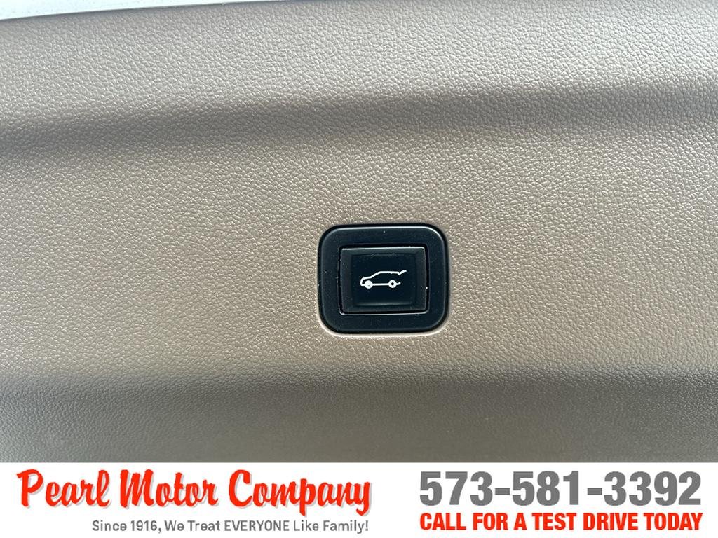 2021 GMC Yukon Denali - Photo 32