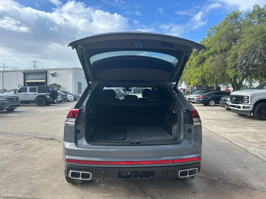 New 2026 Gray Volkswagen 2.0T SEL Premium R-Line image 43