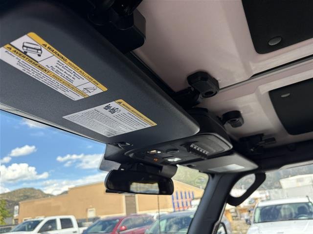 New 2026 Oxford White Ford Badlands® image 40