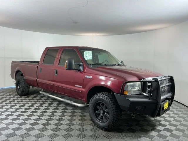 Used 2004 Red Clearcoat Ford XLT image 3