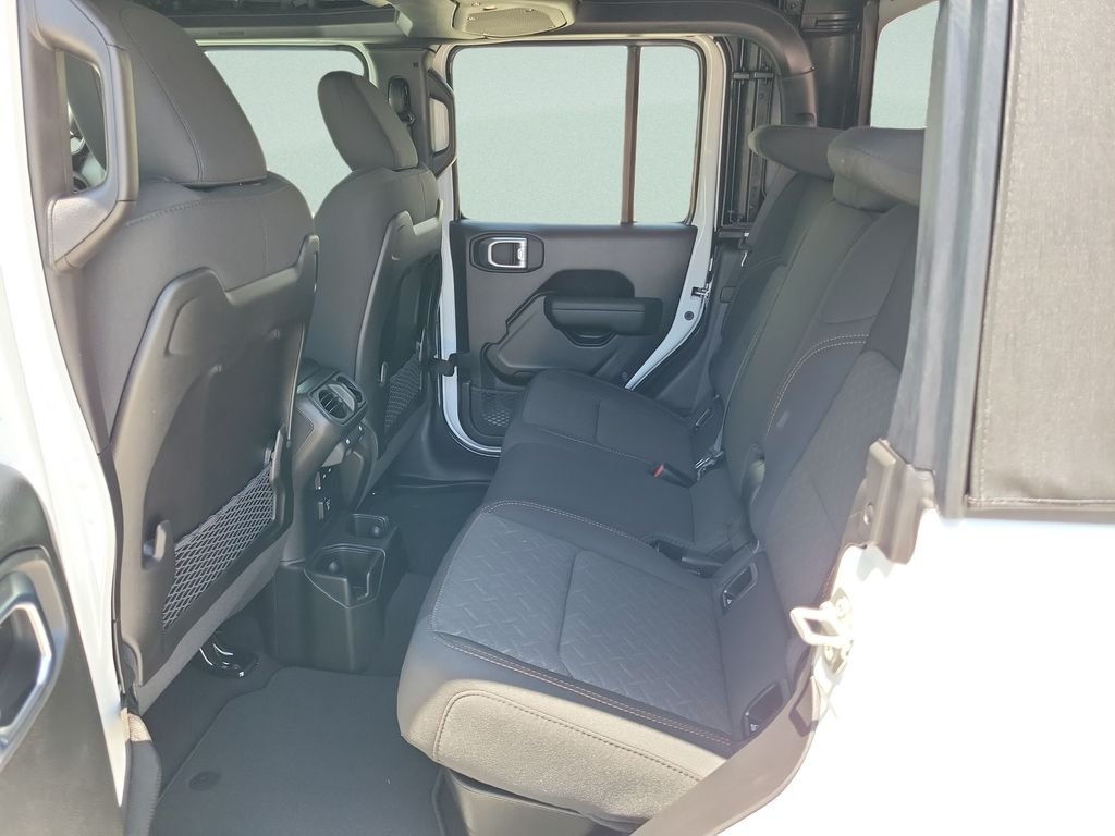 New 2026 Bright White Clearcoat Jeep Mojave image 10