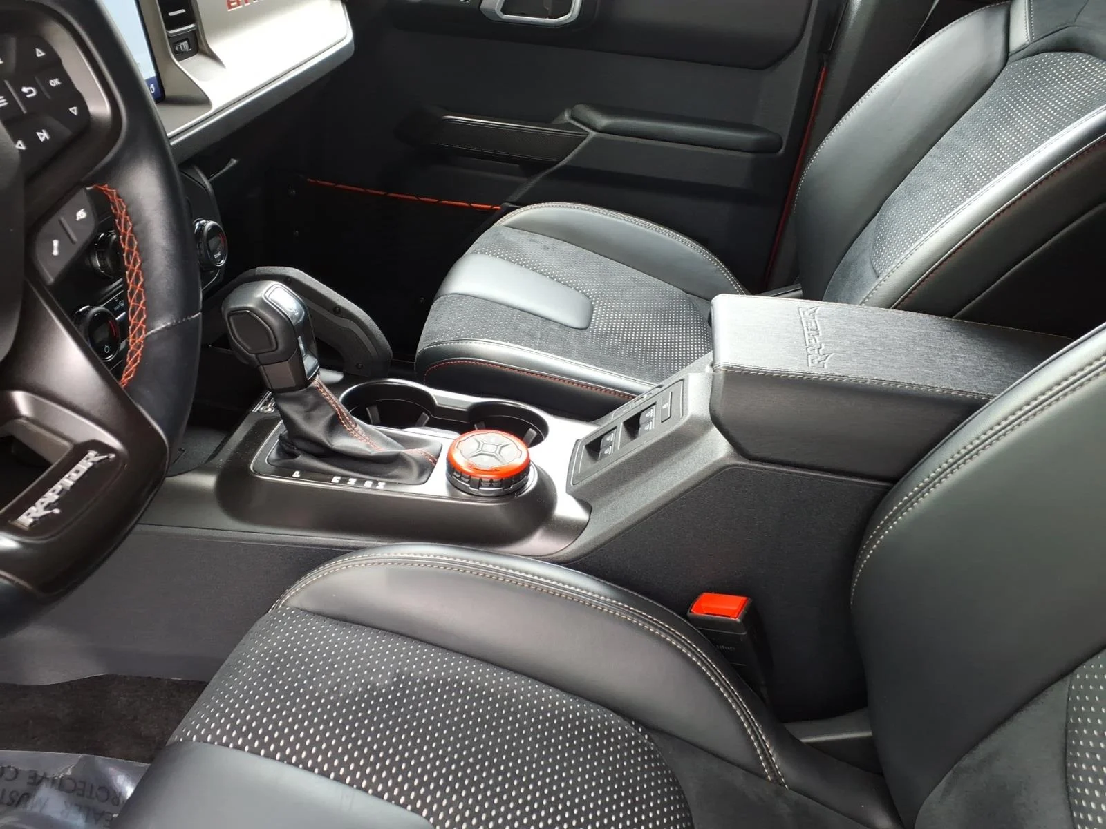 2023 Ford Bronco 4-Door Raptor - Photo 23