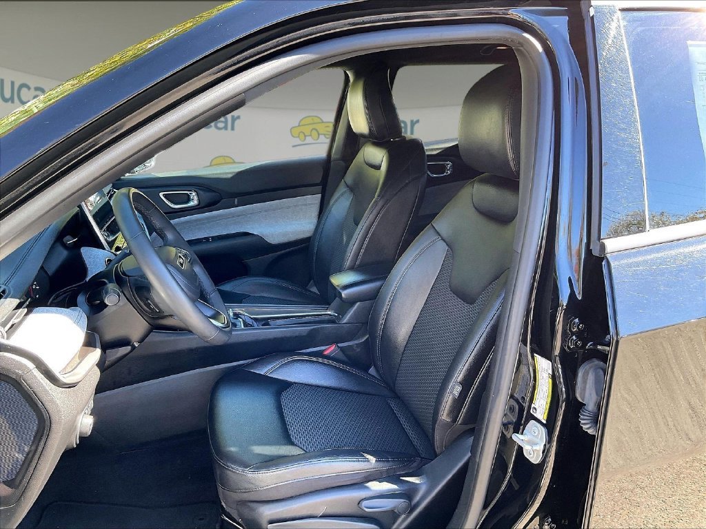 Used 2024 Black Jeep Latitude image 10