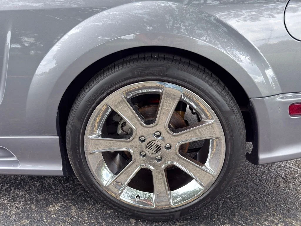 Used 2006 Gray Ford SALEEN image 10