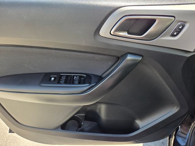 Used 2023 Black Ford XLT image 17
