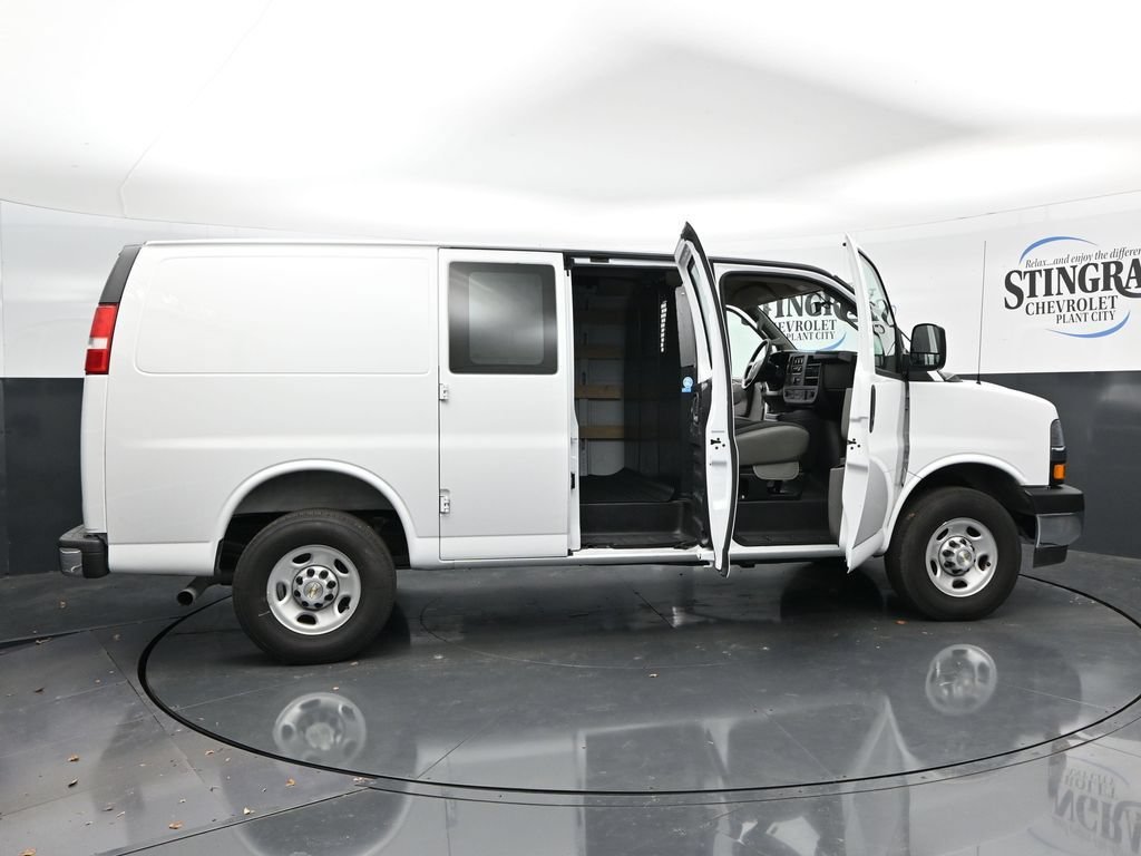 2025 Chevrolet Express Cargo Work Van - Photo 36