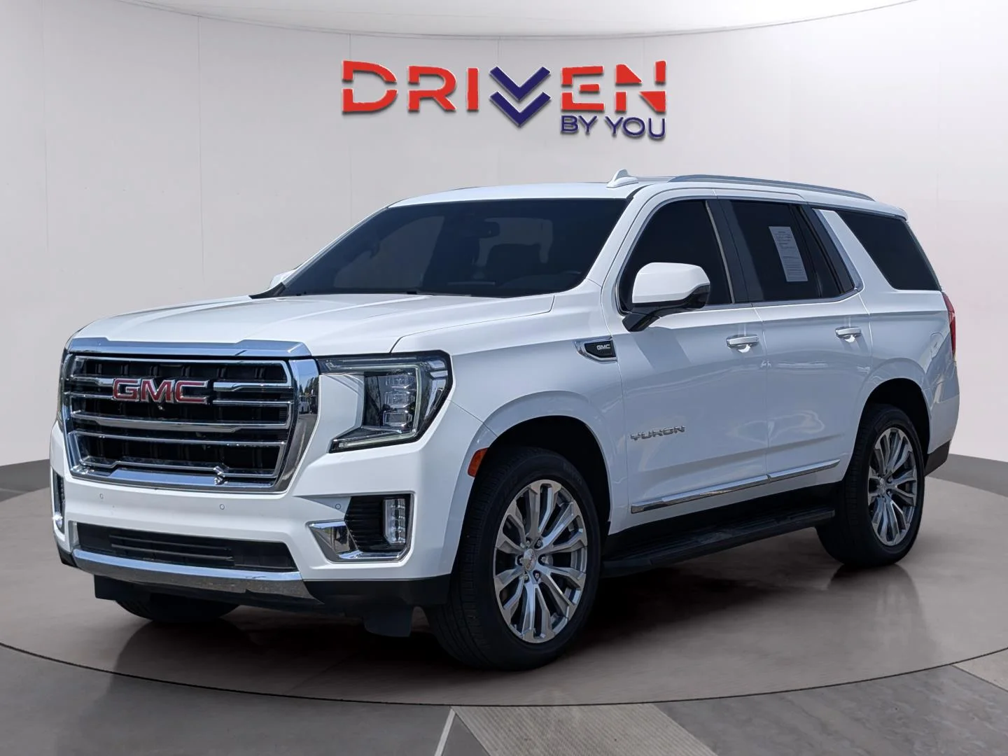 Used 2022 Summit White GMC SLT image 1
