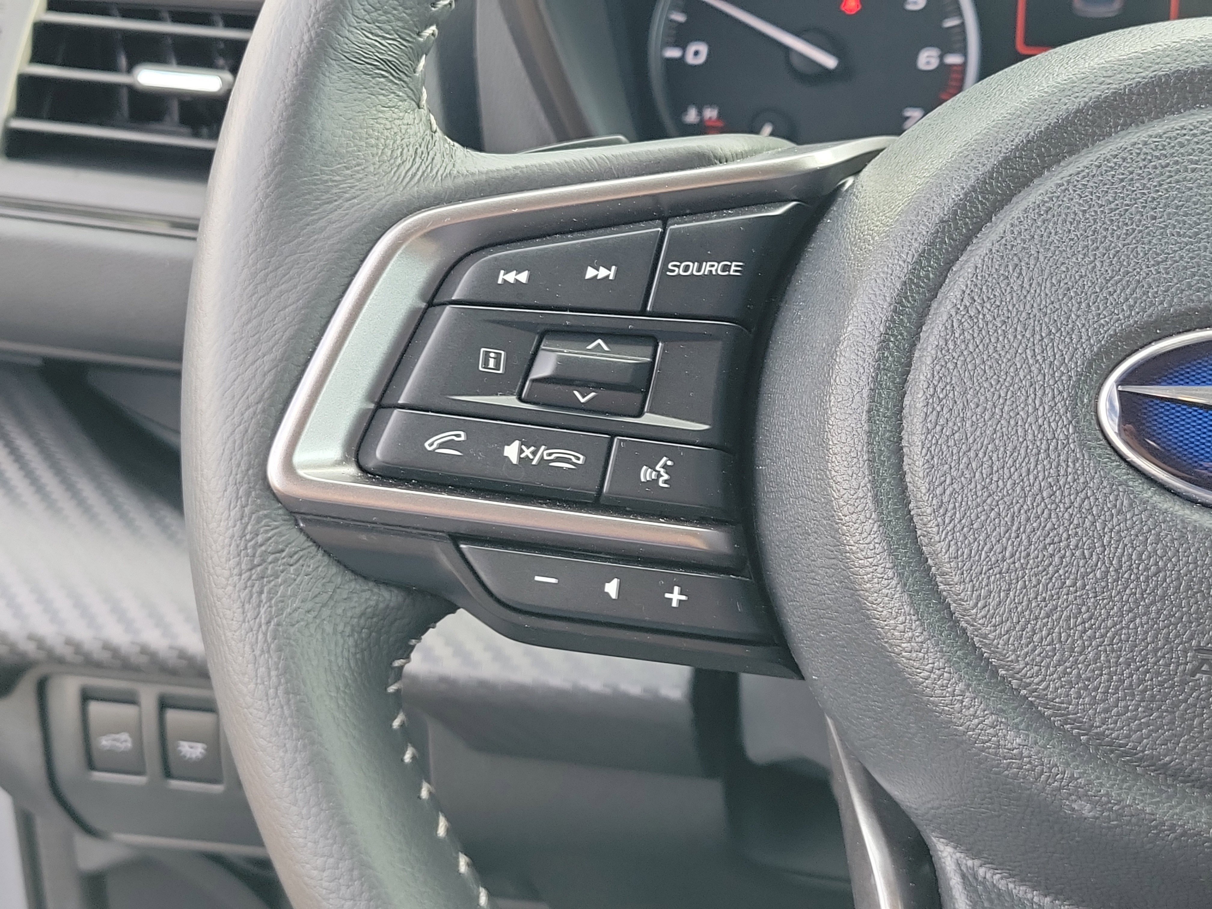Used 2026 Ice Silver Metallic Subaru Premium image 25