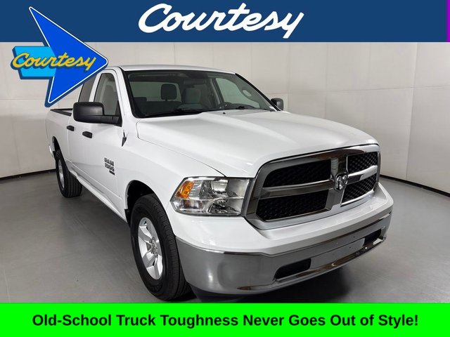 2024 Ram 1500 Classic SLT