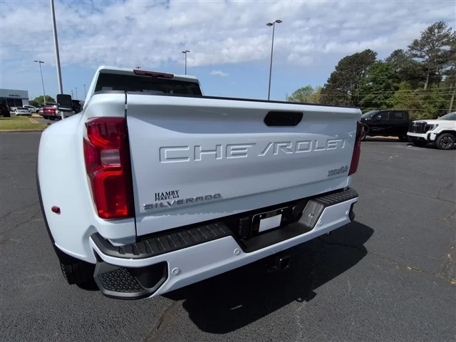 New 2026 Polar White Tricoat Chevrolet High Country DRW image 57