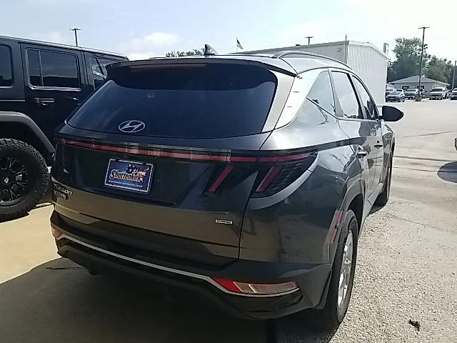 Used 2022 Gray Hyundai SEL image 24