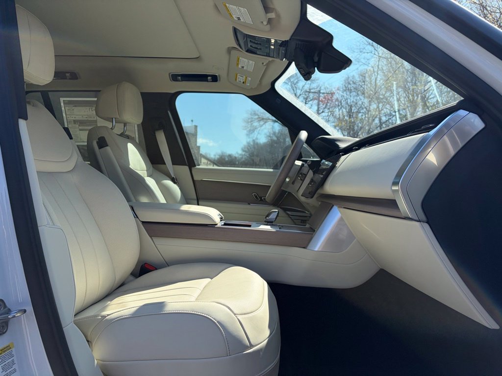 New 2026 White Land Rover SE image 15