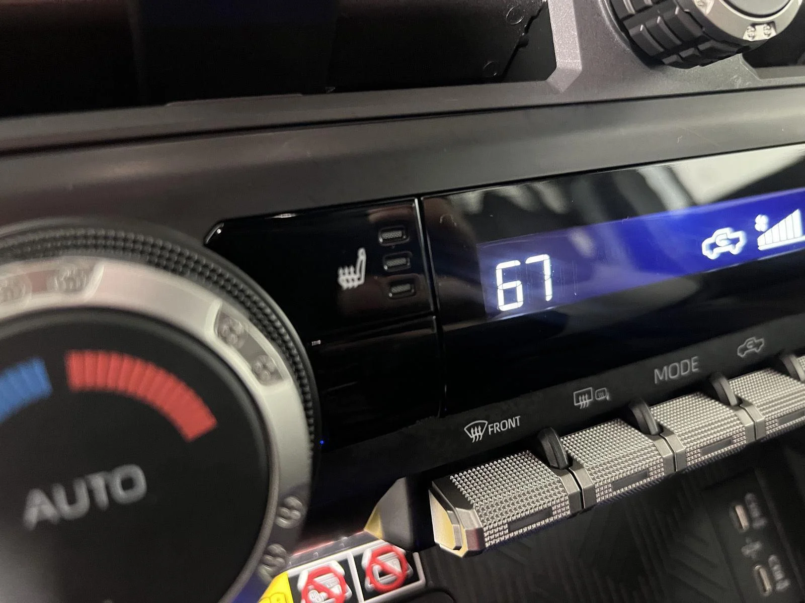 Used 2025  Toyota SR image 12