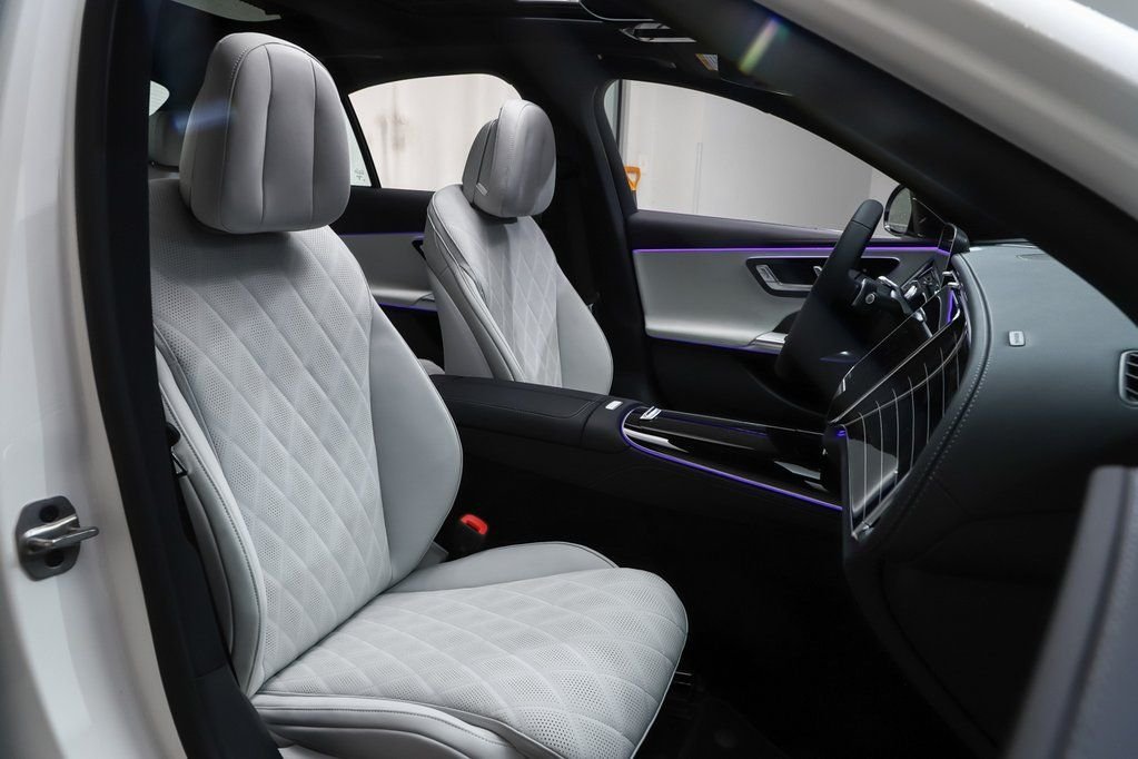 2026 Mercedes-Benz E-Class E350 - Photo 10