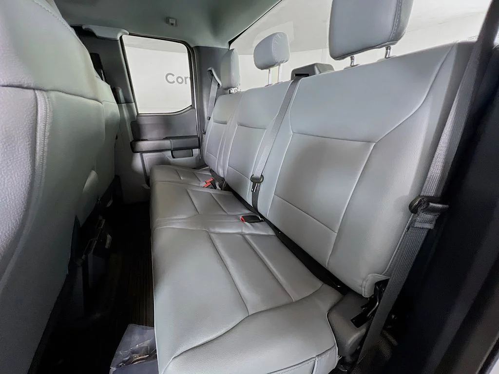 New 2026 Oxford White Ford XL image 24