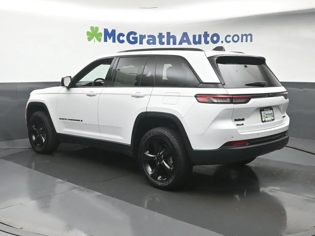 Used 2023 White Jeep Limited image 24