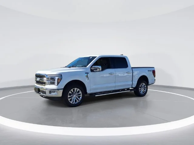 Used 2024 White Ford Lariat image 4