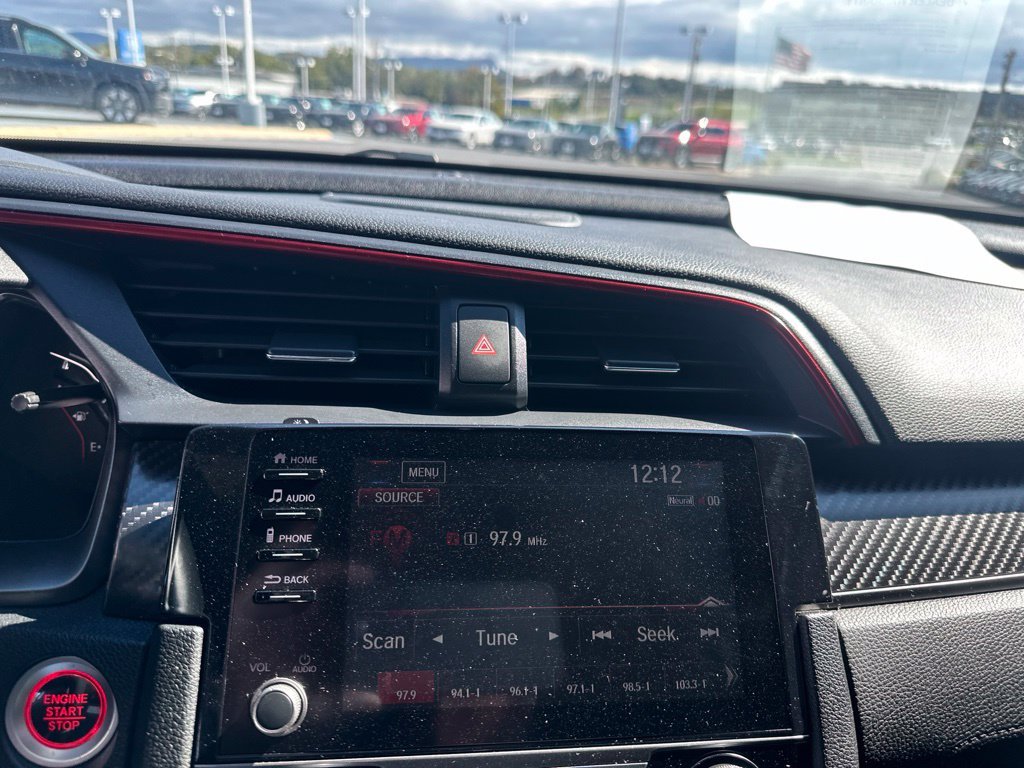 Used 2020  Honda Si image 21