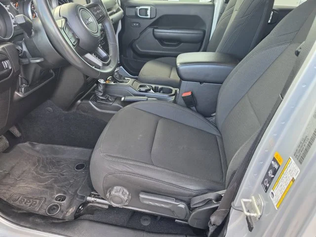Used 2023 Silver Jeep Sport S image 16