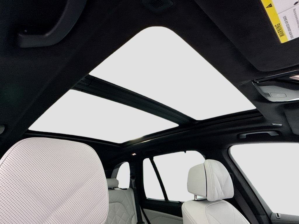 New 2026 Gray Metallic BMW M60i image 18