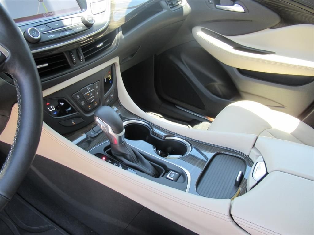 Used 2019 Brown Buick Essence image 15