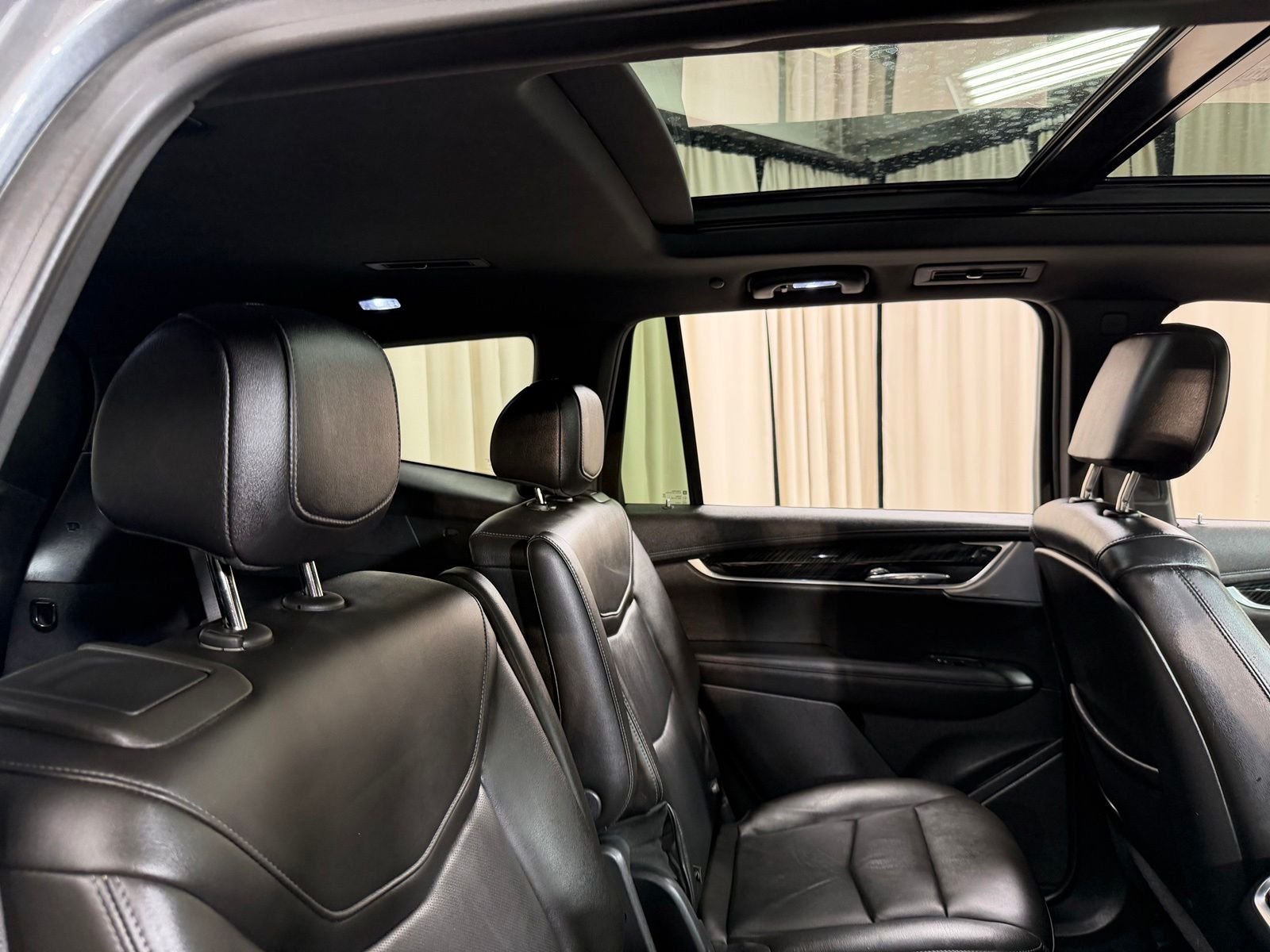 Used 2021 Gray Cadillac Premium Luxury image 41