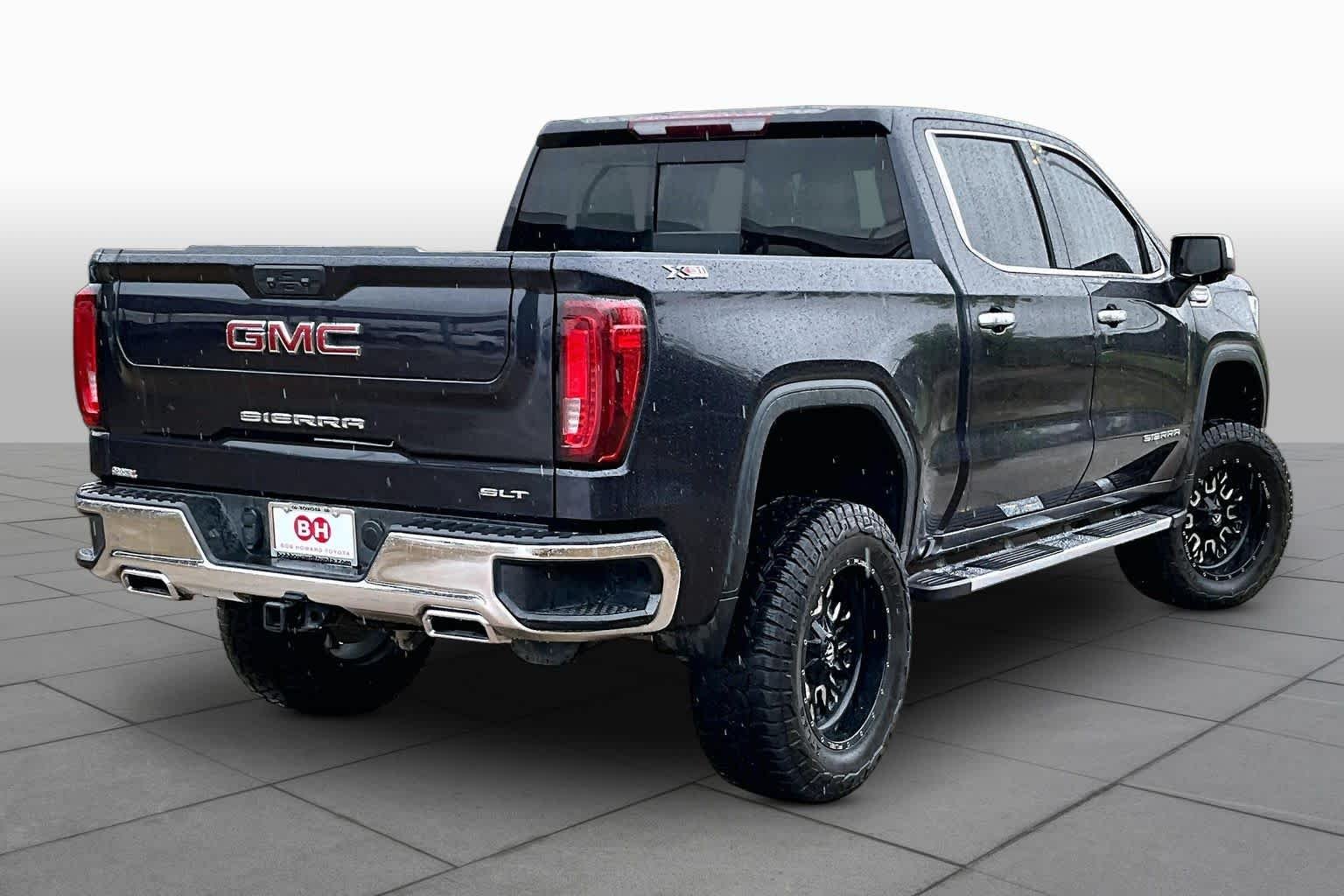 Used 2023 Titanium Rush Metallic GMC SLT image 13