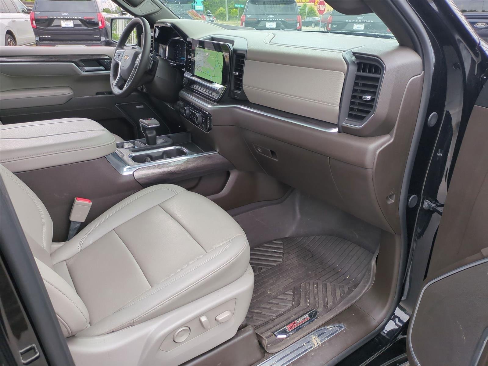 Used 2026 Black Chevrolet LTZ image 41