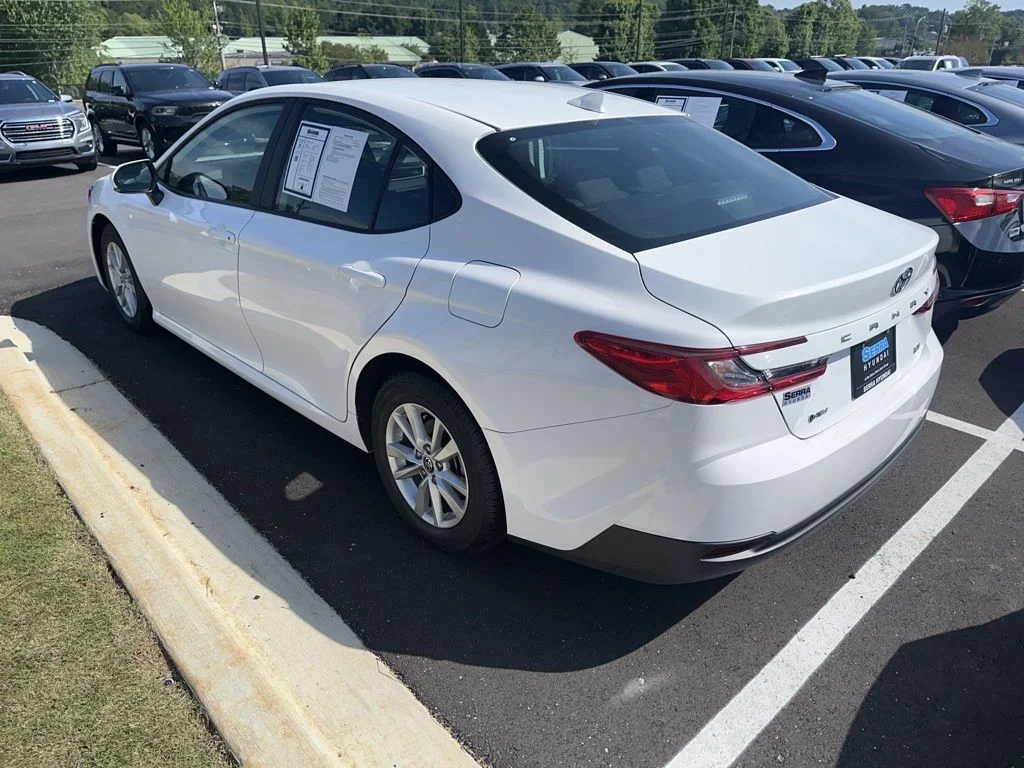 Used 2025 White Toyota LE image 5
