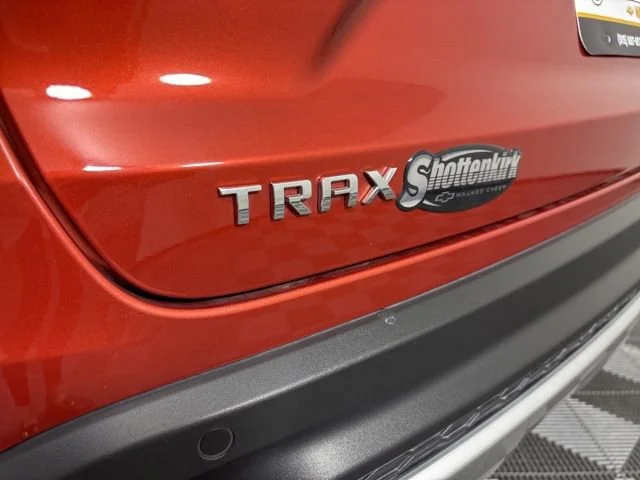 Used 2024 Cayenne Orange Metallic Chevrolet LT image 38