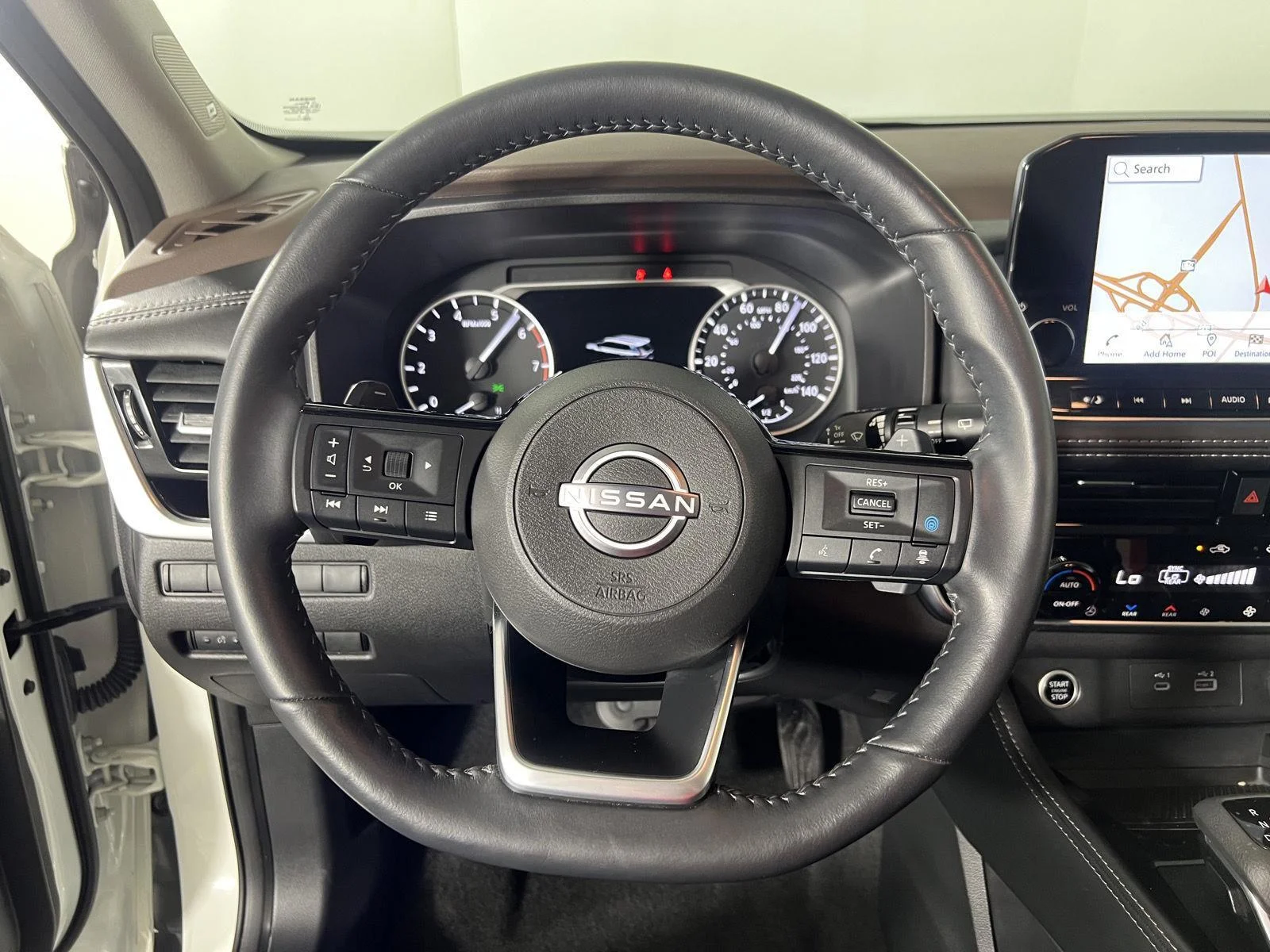 Used 2023 Pearl White Tricoat Nissan SL image 16
