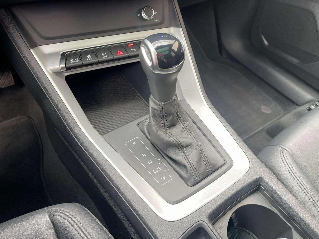 2025 Audi Q3 S Line Premium - Photo 13