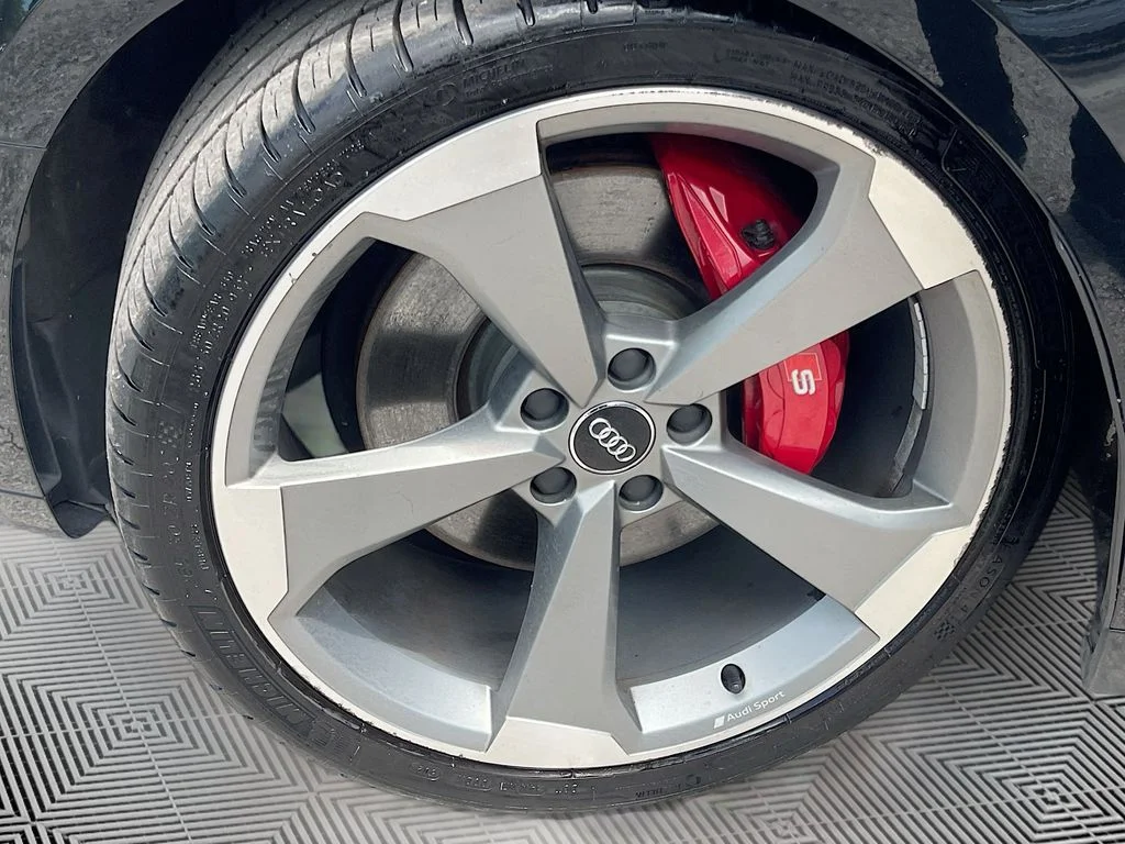 Used 2019 Black Audi Premium Plus image 21