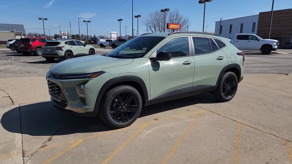 New 2026 Cacti Green Chevrolet ACTIV image 3