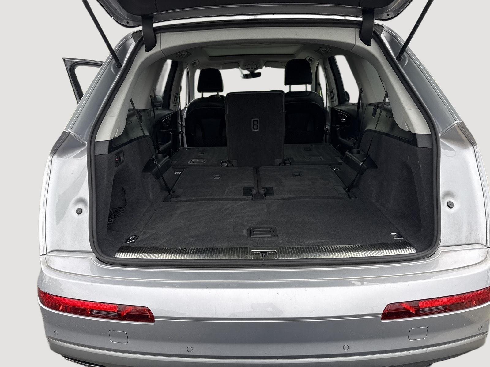 Used 2018 Florett Silver Metallic Audi Prestige image 7