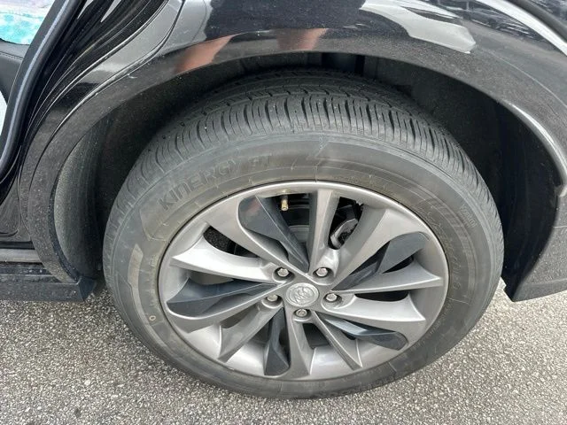 Used 2022 Black Buick Select image 7
