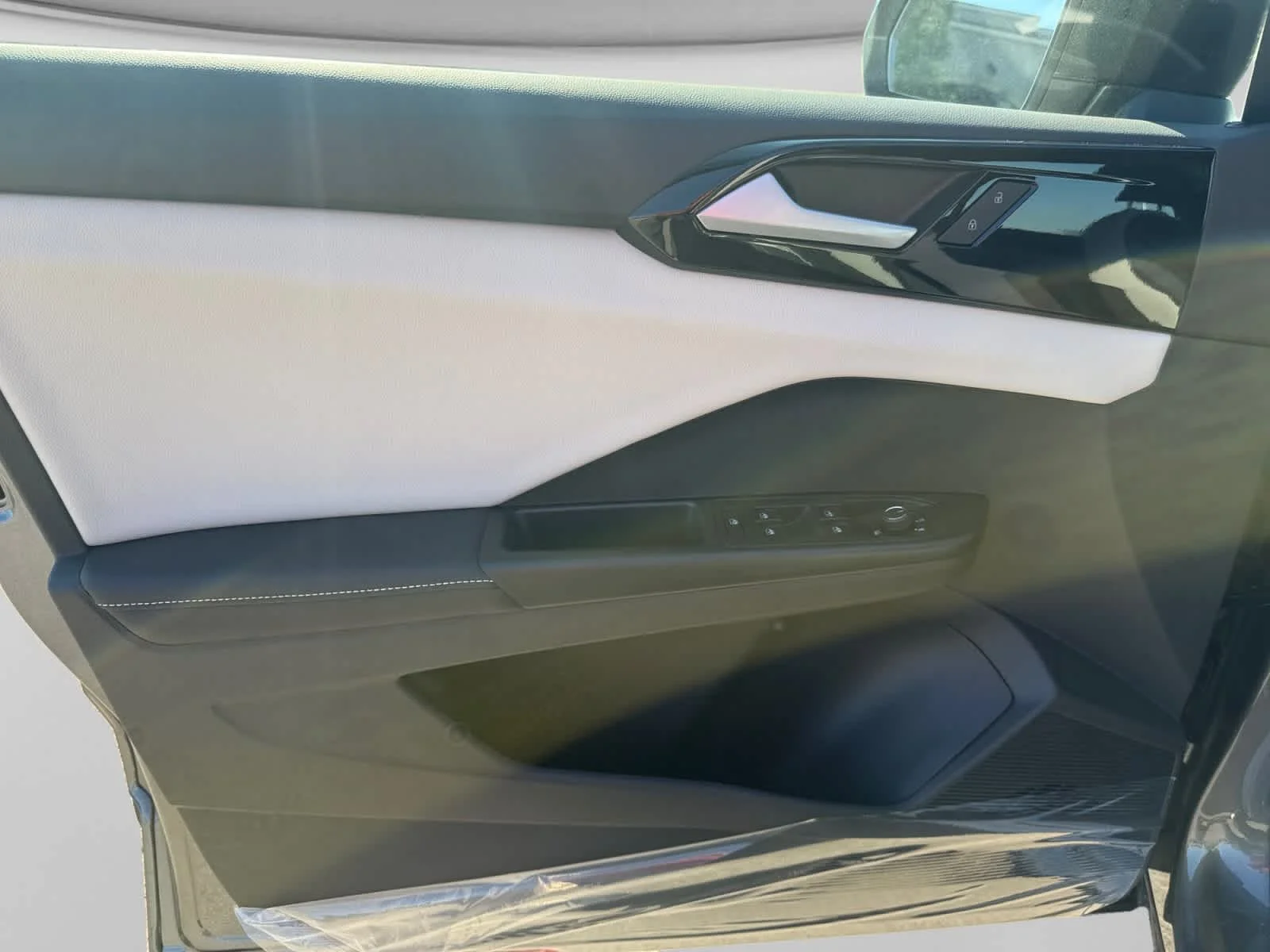 2026 Volkswagen Taos S - Photo 10