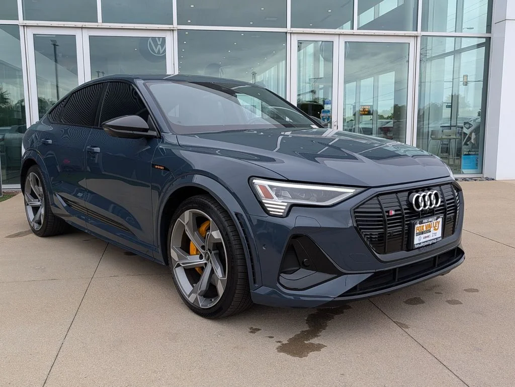 Used 2023 Audi e-tron S Sportback Prestige with VIN WA13CBGE0PB016161 for sale in Crystal Lake, IL