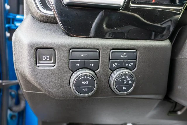 Used 2022 Blue Chevrolet RST image 22
