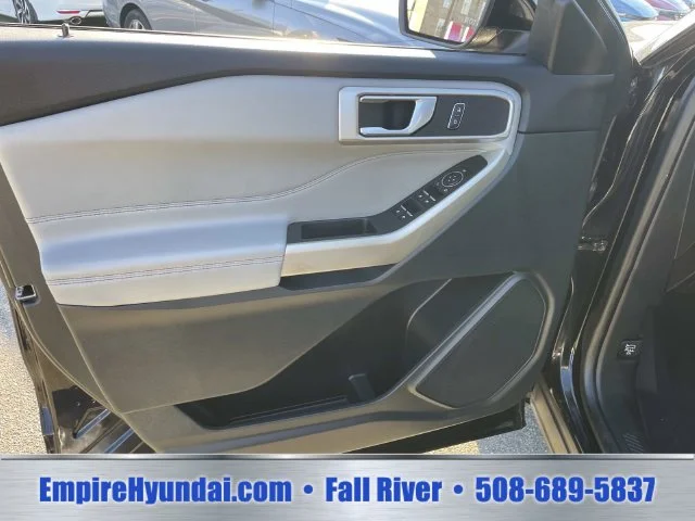 Used 2023 Black Ford XLT image 18
