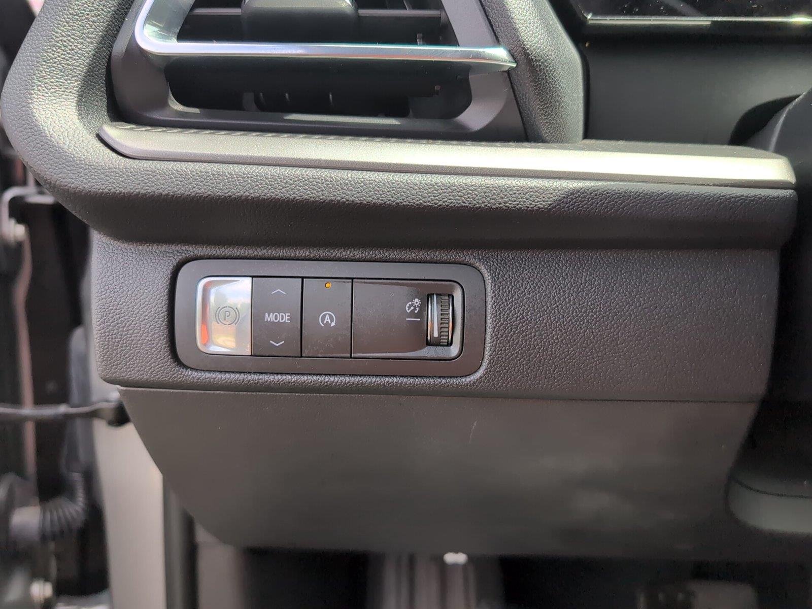 Used 2026 Sterling Gray Metallic Chevrolet LT image 28