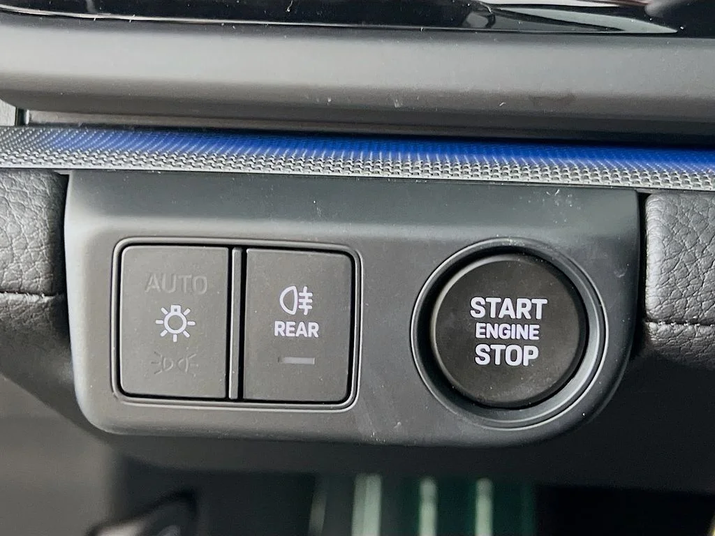 2025 Porsche Panamera 4 E-Hybrid - Photo 11