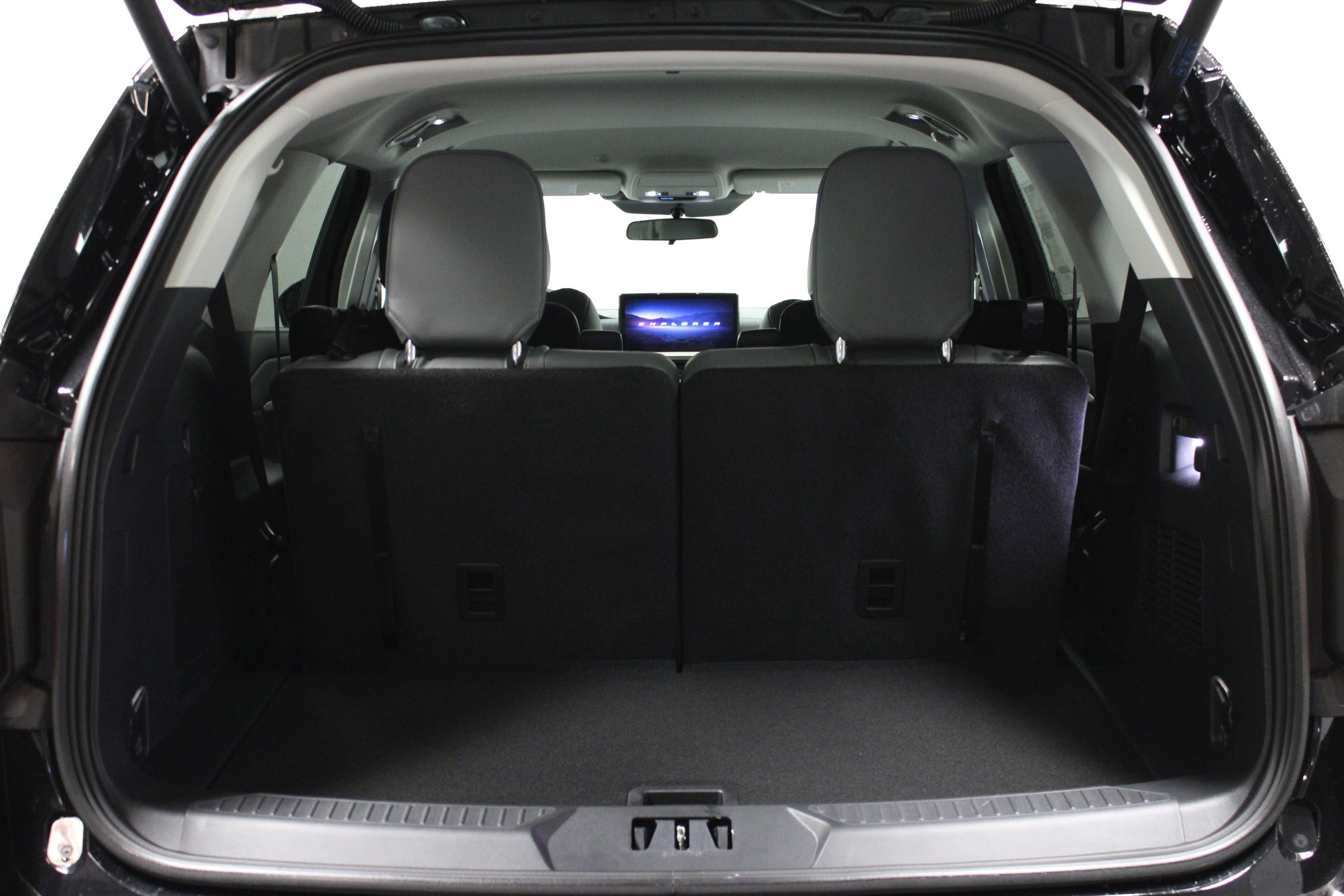 New 2026 Agate Black Metallic Ford Active image 15