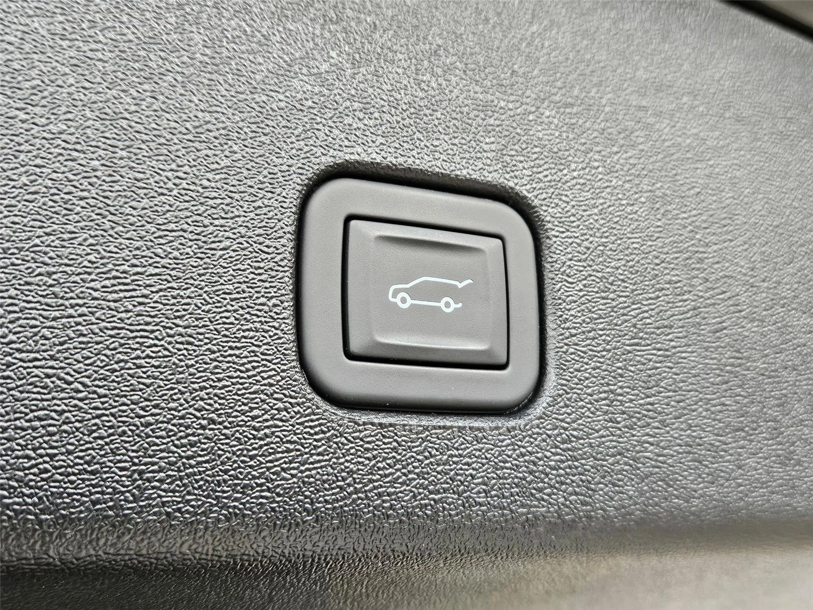 2026 Cadillac OPTIQ Luxury - Photo 27