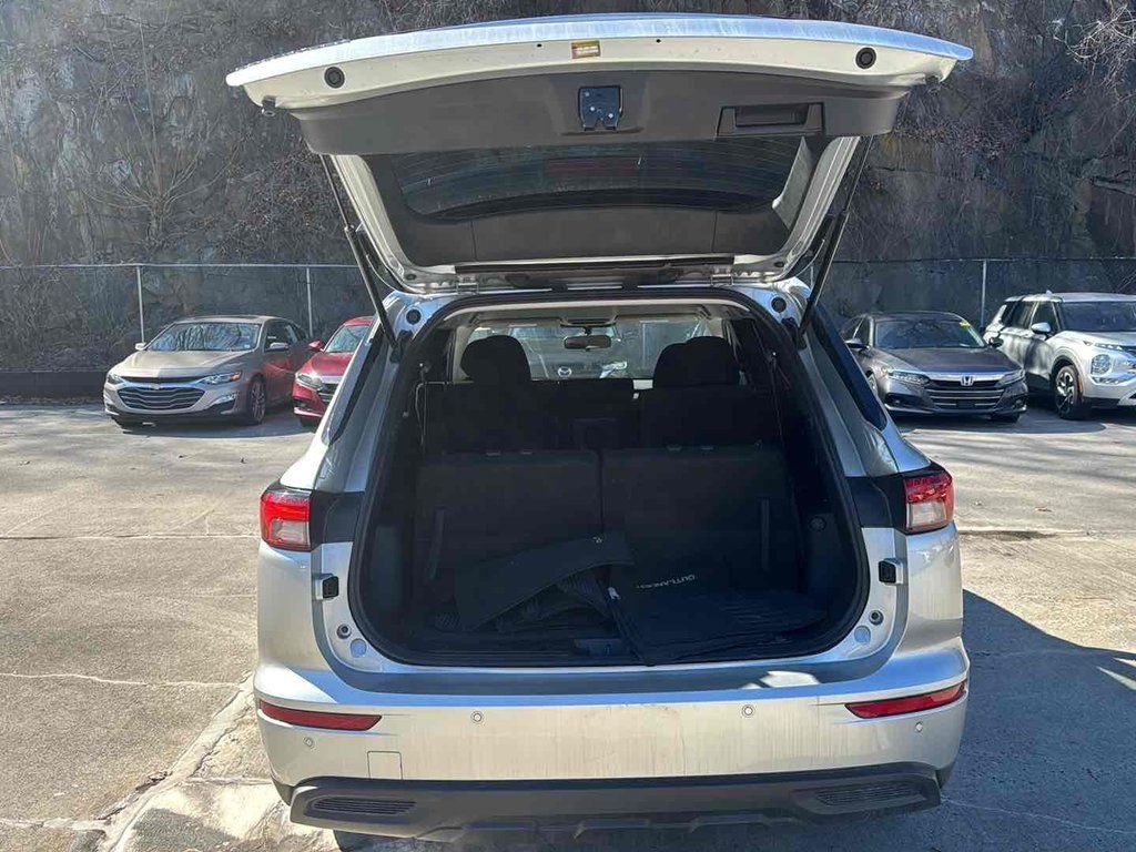 Used 2024 Gray Mitsubishi ES image 20