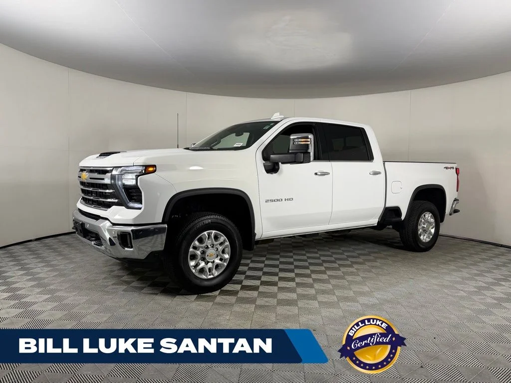 2025 Chevrolet Silverado HD LTZ 4WD Crew Cab Standard Box's photo
