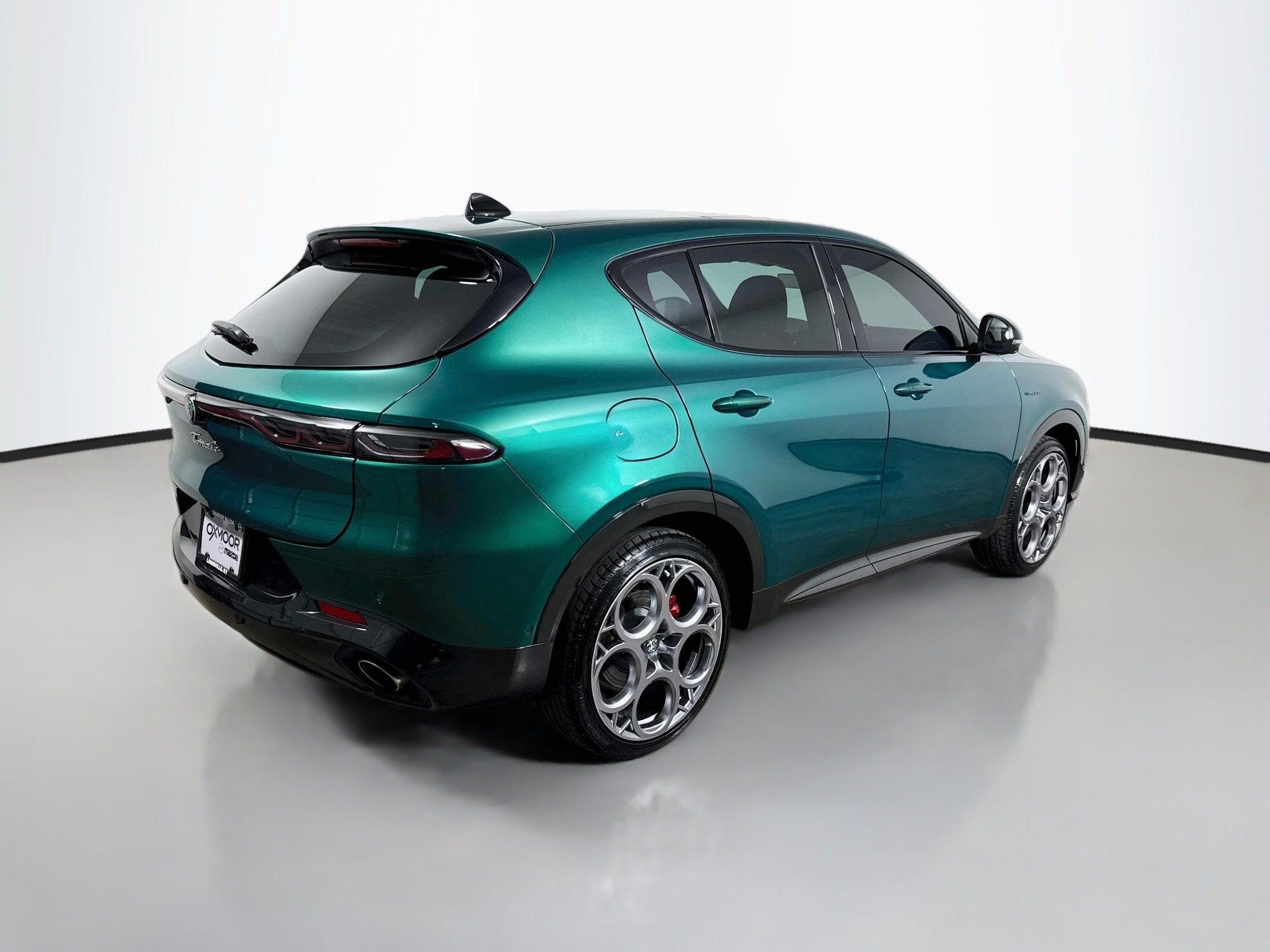 Used 2024 Verde Fangio Metallic Alfa Romeo Veloce image 7
