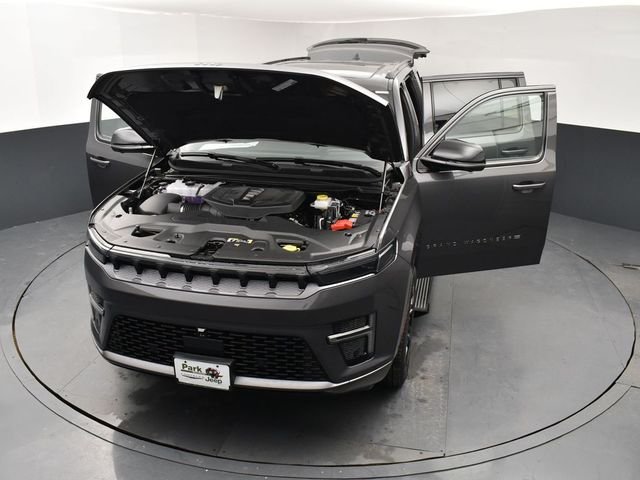 New 2026 Baltic-Gray Metallic Clear-Coat Exterior Paint Jeep Summit Obsidian image 26