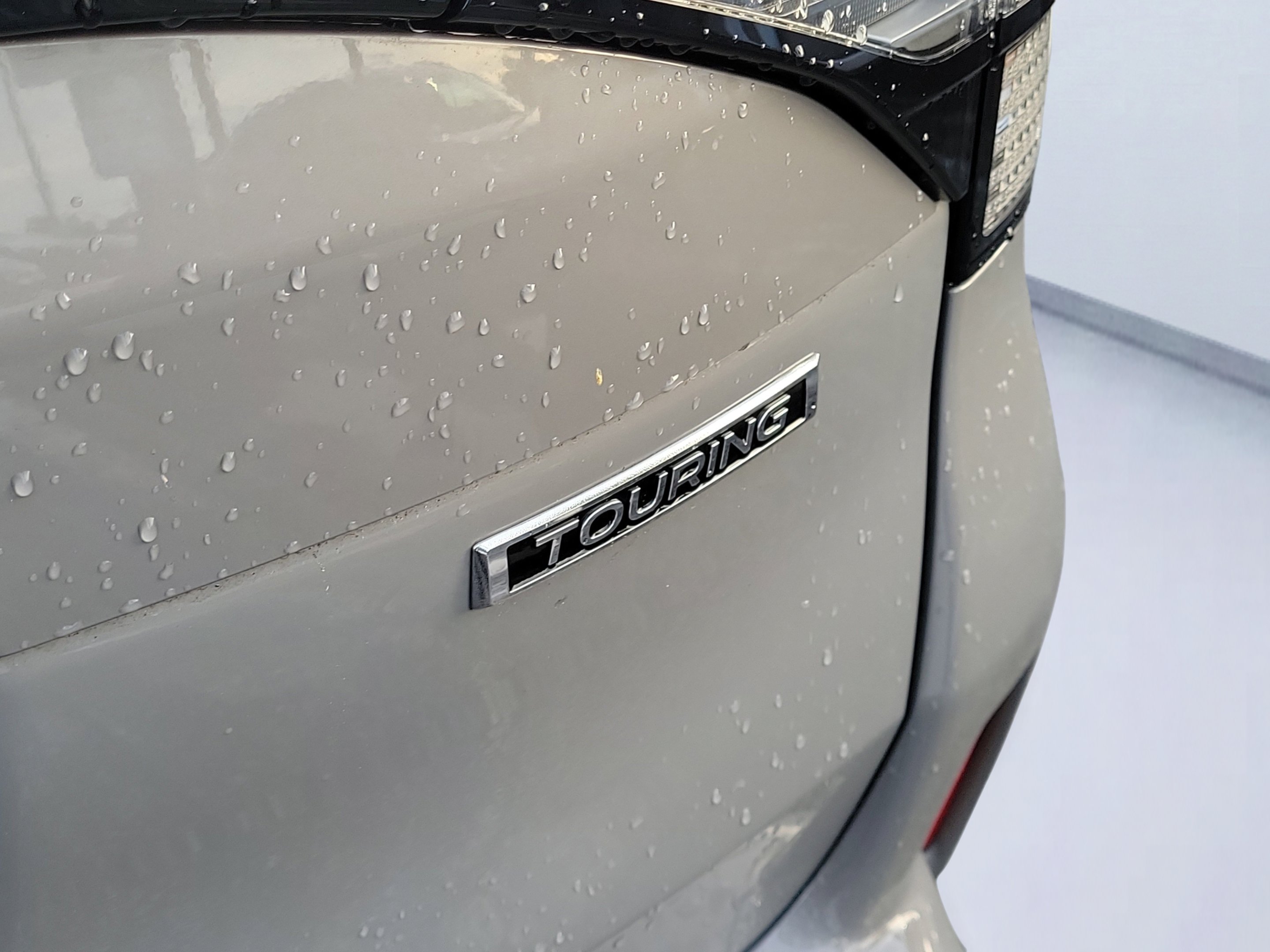 Used 2025 River Rock Pearl Subaru Touring image 6