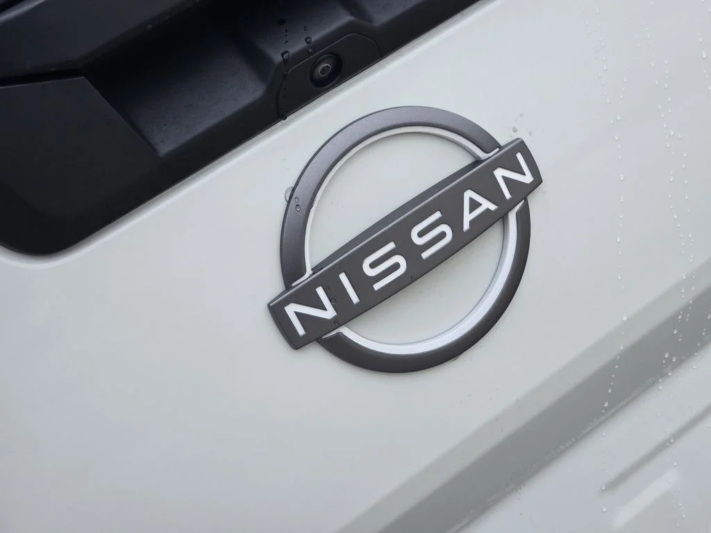 New 2026 Glacier White Nissan King Cab® S image 8